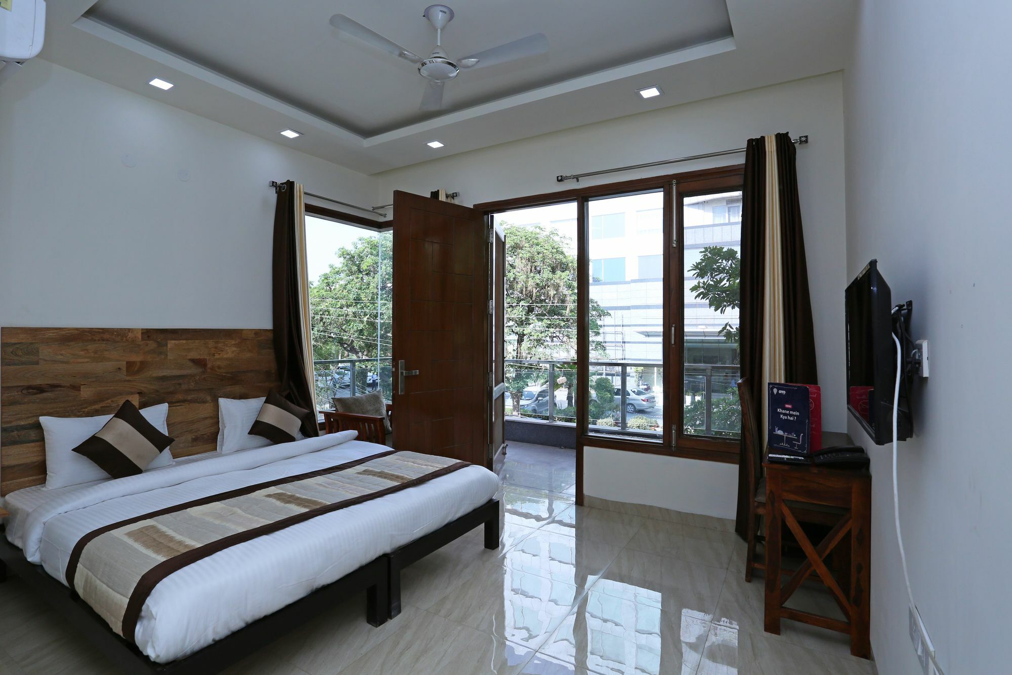 Oyo 6576 Viskon Rooms Gurgaon Exterior photo