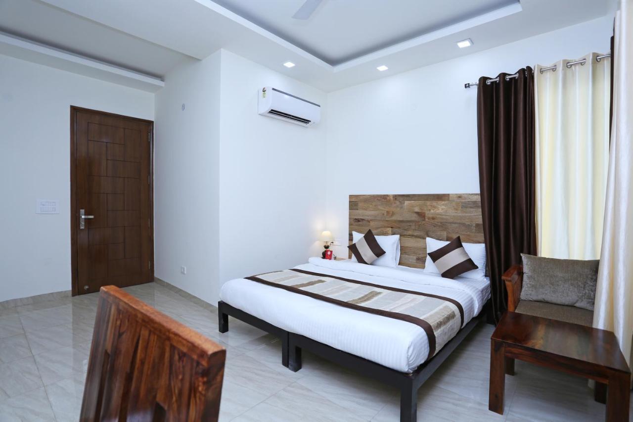 Oyo 6576 Viskon Rooms Gurgaon Exterior photo